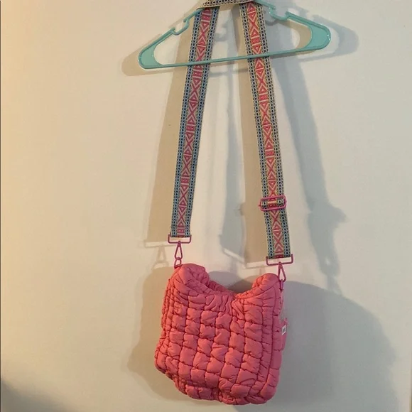 Pink Puffer Crossbody Bag with Adjustable Strap - Picture 5 of 8